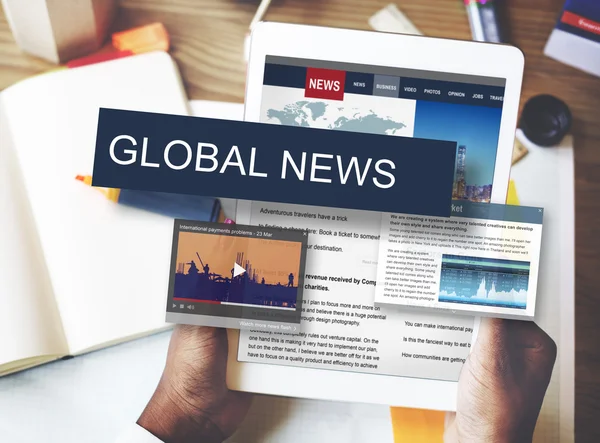 Text globala nyheter på skärmen — Stockfoto