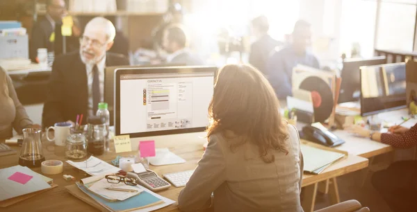 Gente de negocios trabajando — Foto de Stock