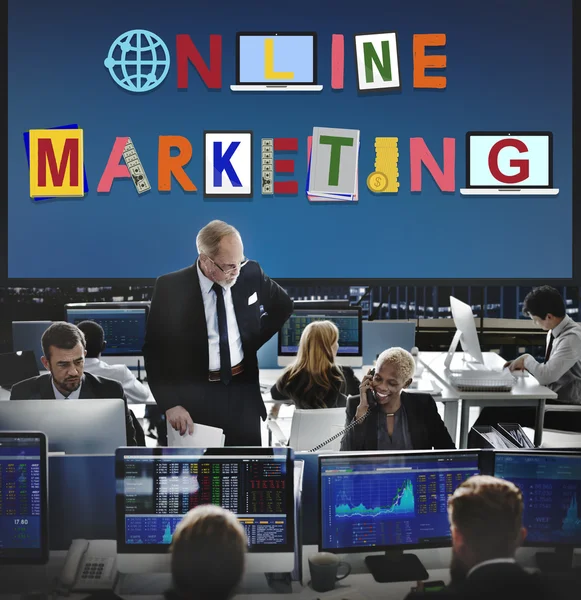Travailleurs d'affaires et marketing en ligne — Photo