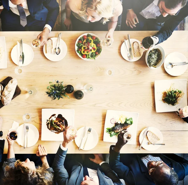 Empresários na reunião — Fotografia de Stock