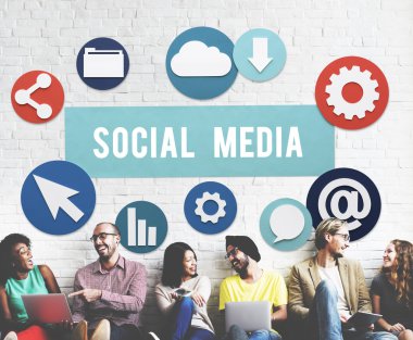 sosyal medya ile duvar çeşitlilik arkadaşları