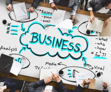 Ofiste çalışan iş adamları