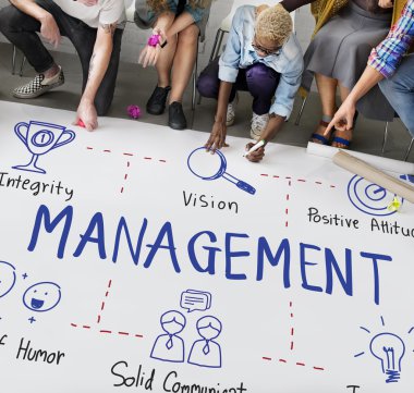 Kattaki insanlar çizim afiş