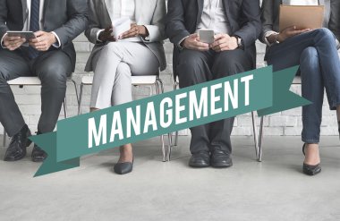 Ofisteki iş adamları 