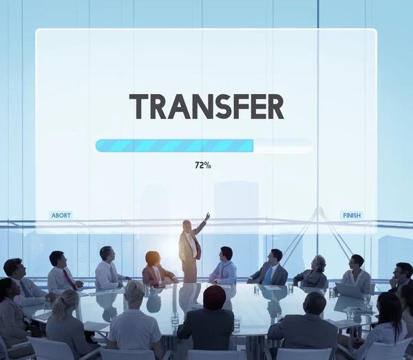 Gruppo di persone d'affari con concetto di trasferimento — Foto Stock