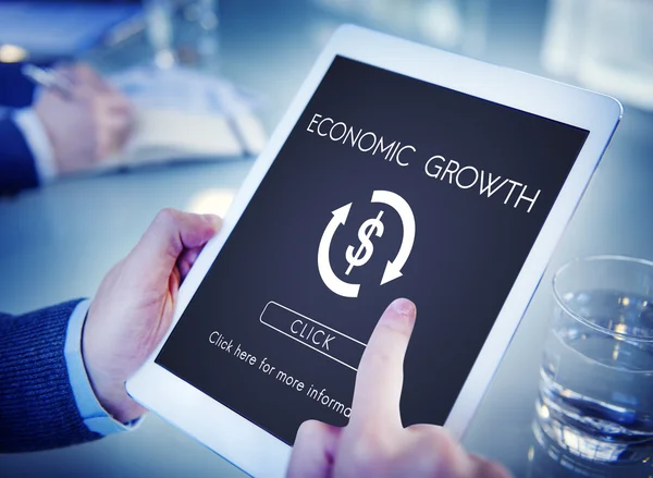 Zakenman digitale Tablet met economische activiteit Concept — Stockfoto
