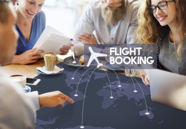 Uçuş rezervasyon hakkında tartışmaya insanlar