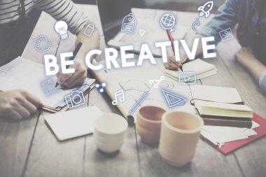 Tasarım studio çalışma sanatçılar