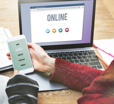 Dijital cihazlar arama kızlar