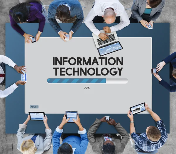 Ludzie biznesu i koncepcja technologii informacji — Zdjęcie stockowe