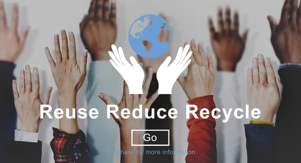 Ręce i ponownie zmniejszyć koncepcja recyklingu — Zdjęcie stockowe