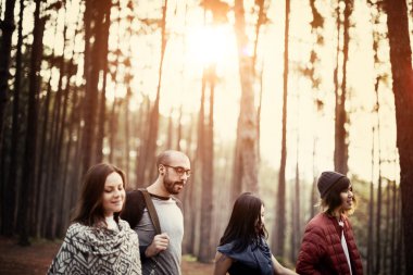 Arkadaş birlikte seyahat 