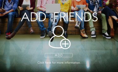 grup öğrenci ile dijital cihazlar