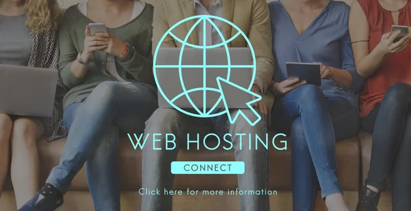 aygıtlar ve Web Hosting ile insanlar oturup