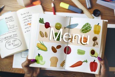 Kadın holding günlük notlar ile