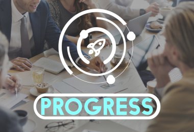 insanların ilerleme hakkında tartışıyor