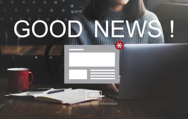 Dizüstü bilgisayarla çalışan kadın 