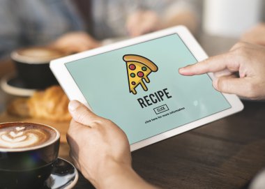 kafede dijital tablet tarama adam 