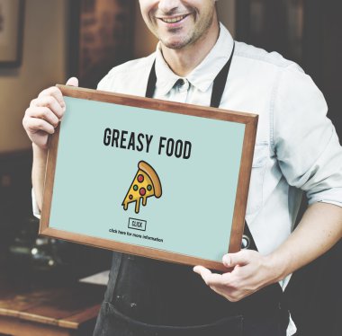 Barista adam holding yazı tahtası