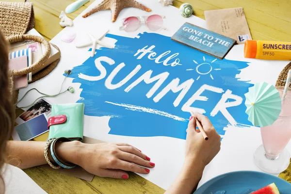 Woman wrighting hello summer — Stock Photo, Image