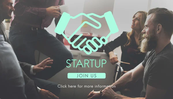 Gli uomini d'affari discutono e Startup — Foto Stock