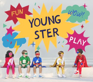 Süper kahramanlar çocuklar mutlu hissediyor