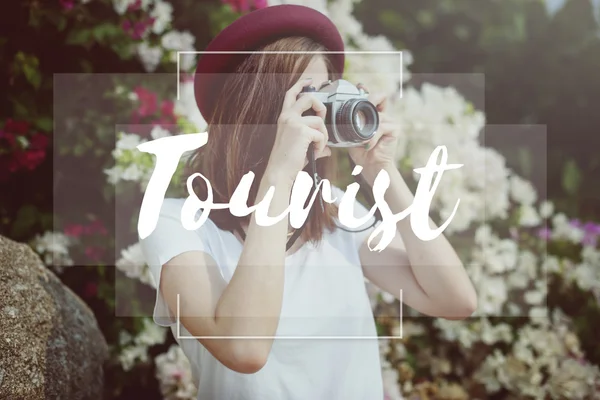 Girl making photo on Camera — Stock Photo, Image