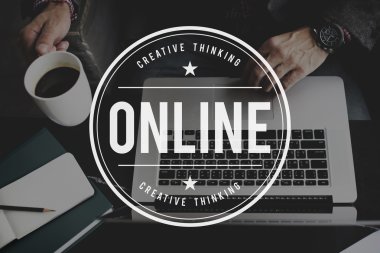 laptop ve Online Internet kavramı