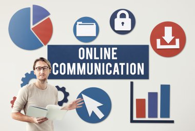 işadamı çevrimiçi iletişim ile çalışma