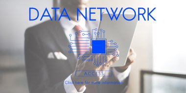 Dijital tabletli adam