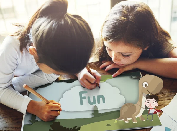 Little girls drawing on paper — Stock Photo, Image