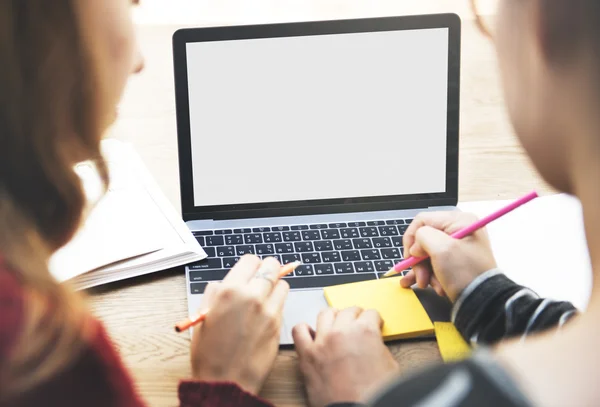 Studenten schrijven van notities — Stockfoto