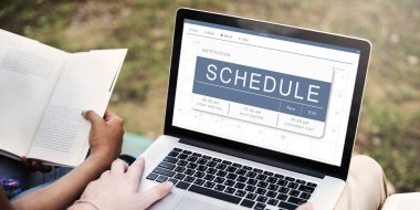 Notlar ve dizüstü kullanan öğrenciler