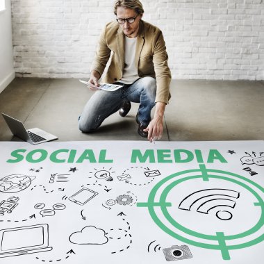 sosyal medya ile çalışmak işadamı