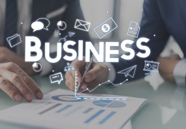 Ofiste çalışan iş adamları..