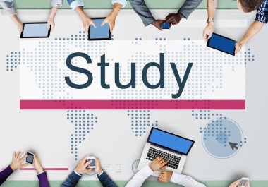 Çok ırklı insanlar eğitim 