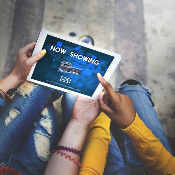 Tablet pc를 사용 하는 사람들  