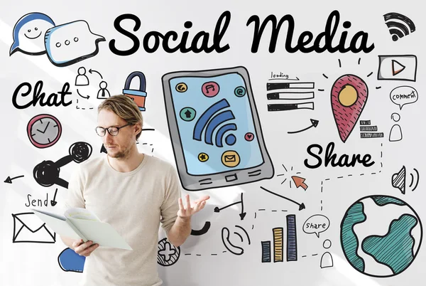 Zakenman werken met sociale media — Stockfoto