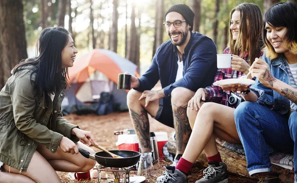 Beste Freunde hängen herum — Stockfoto