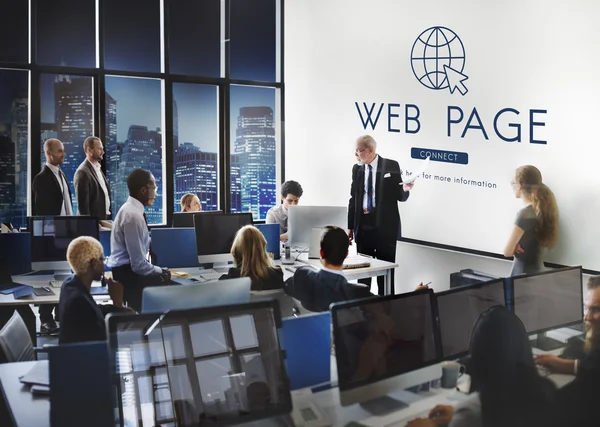 Üzleti dolgozók és a Web-oldal — Stock Fotó