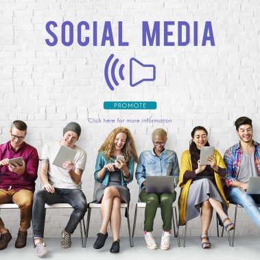 İnsanlar dijital araçları tarama