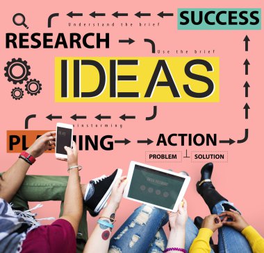 Dijital cihazlar kullanan öğrenciler