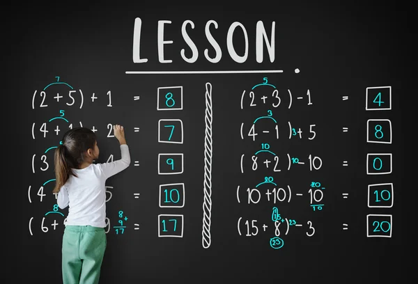 Girl drawing on Blackboard — Stock Photo, Image