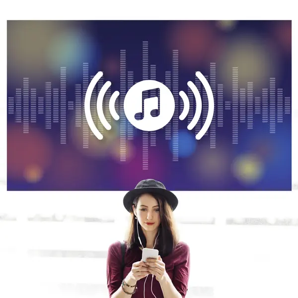 Vrouw en muziek luisteren Concept — Stockfoto