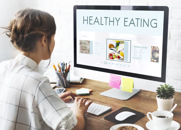 Zdrowe jedzenie tekst na ekranie — Zdjęcie stockowe