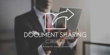 Dijital tabletli adam