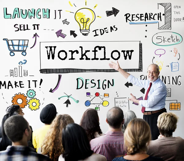 Mensen op seminar met workflow — Stockfoto