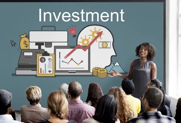 Personer på seminarium med investering — Stockfoto