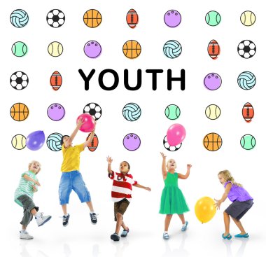 Çocuklar balonlarla oynuyor