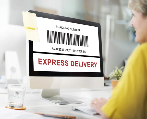 Комп'ютер з Express Delivery на моніторі — стокове фото